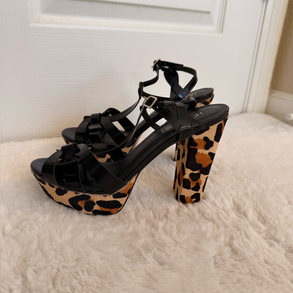 Leopard Print Platform Sandals - Picture 5 of 7